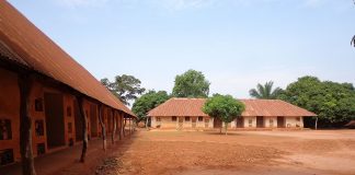 Palatele regale de la Abomey: Obiective turistice Benin – Abomey Palatele regale de la Abomey