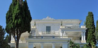Palatul Achilleion, reședința imperială de pe insula Corfu Palatul Achilleion