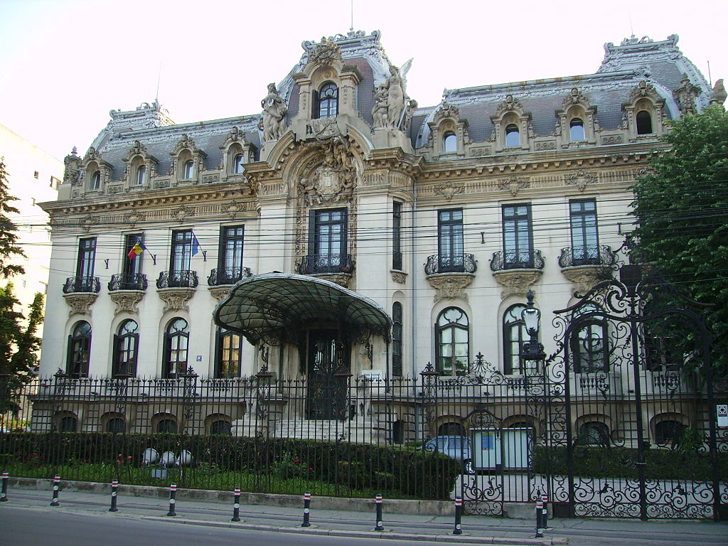 Palatul Cantacuzino din Bucureşti