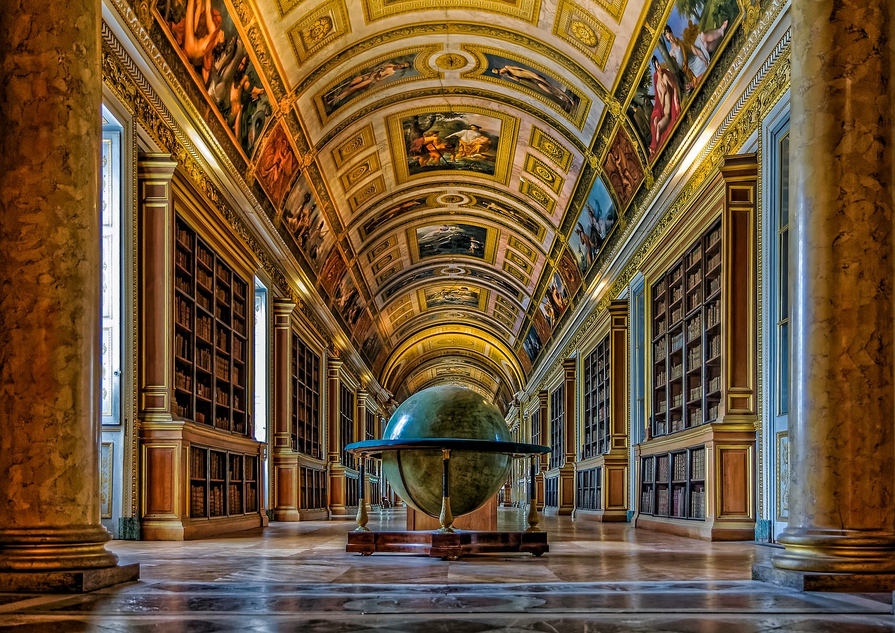 Palatul Chateau de Fontainebleau interior