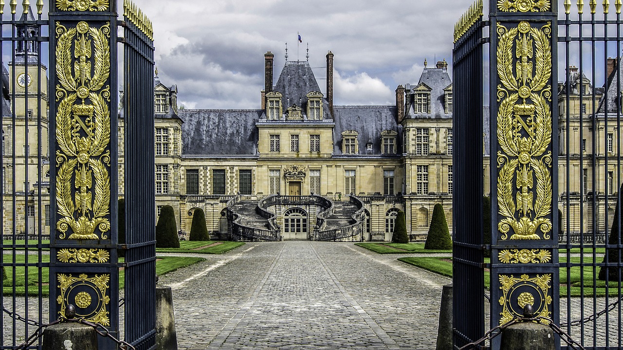 Palatul Chateau de Fontainebleau1