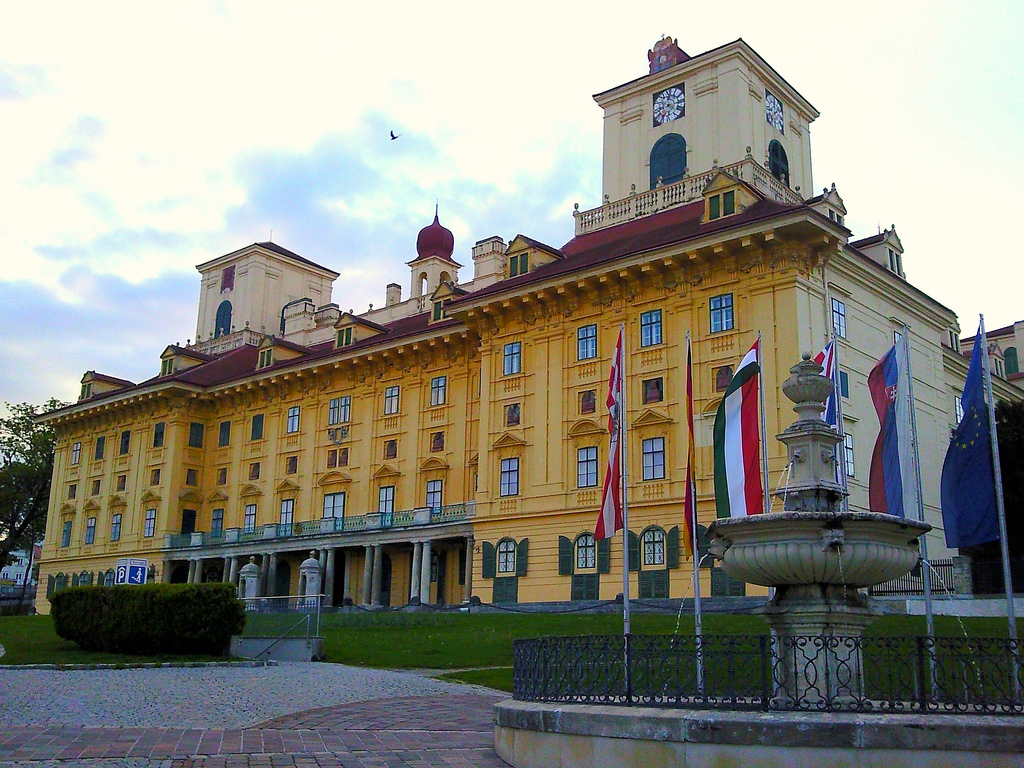 Palatul Esterhazy1