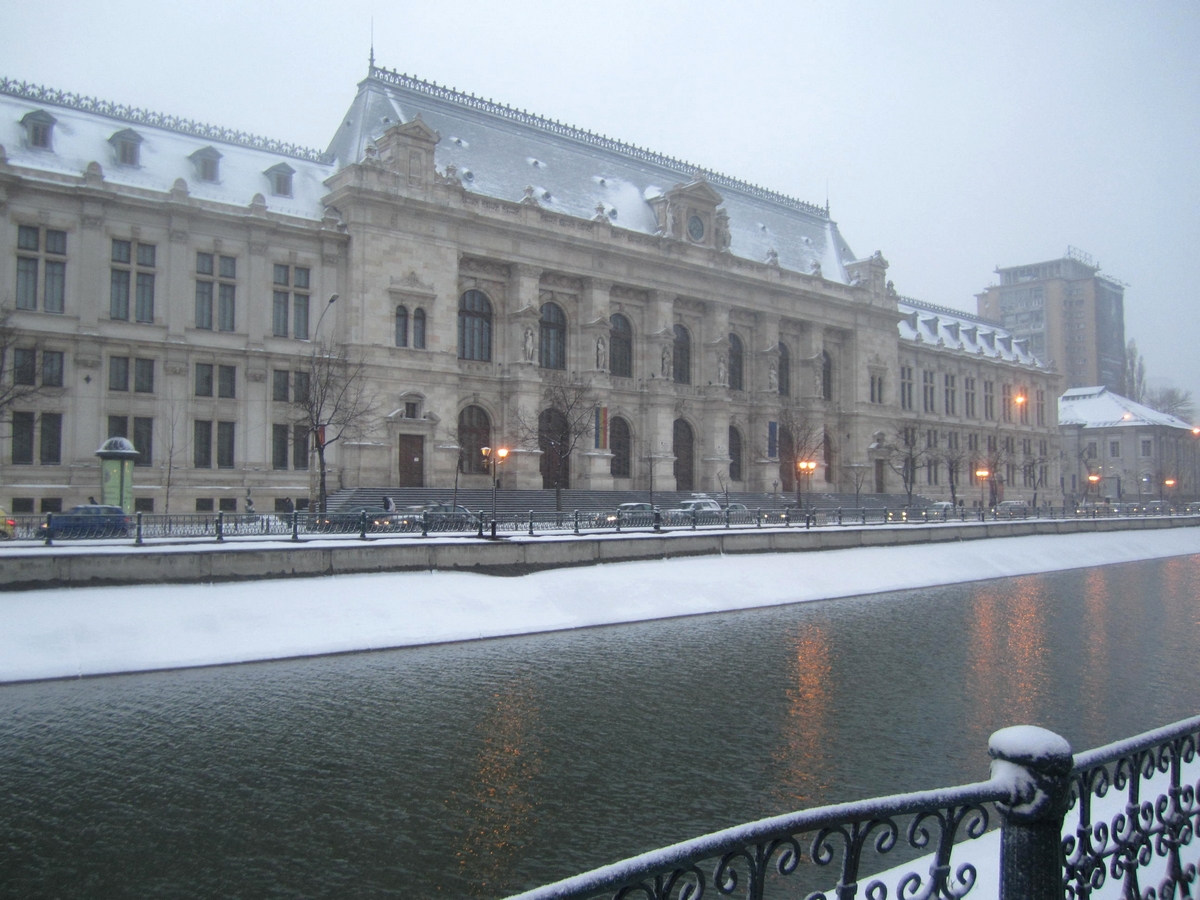 Palatul Justiţiei din Bucureşti12