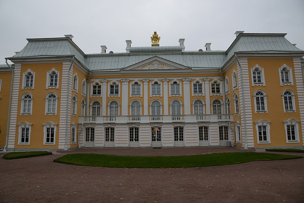 Palatul Peterhof111