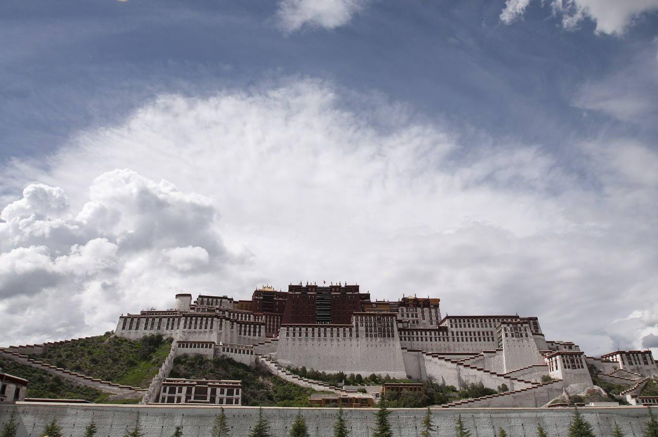 Palatul Potala din Tibet1