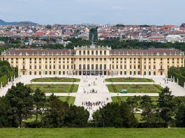 Palatul Schonbrunn