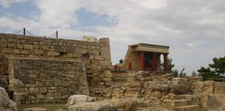 Palatul din Knossos, leagănul civilizației minoice din Creta Palatul din Knossos