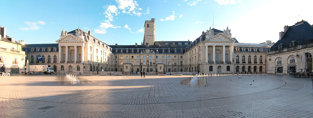 Palatul ducal al Burgundiei: Obiective turistice Franta - Dijon ...