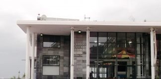 Poarta Nelson Mandela