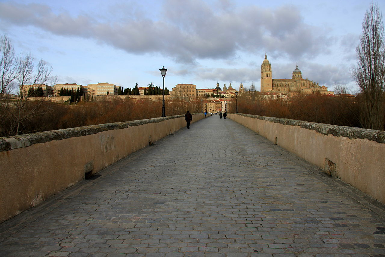 Podul Roman