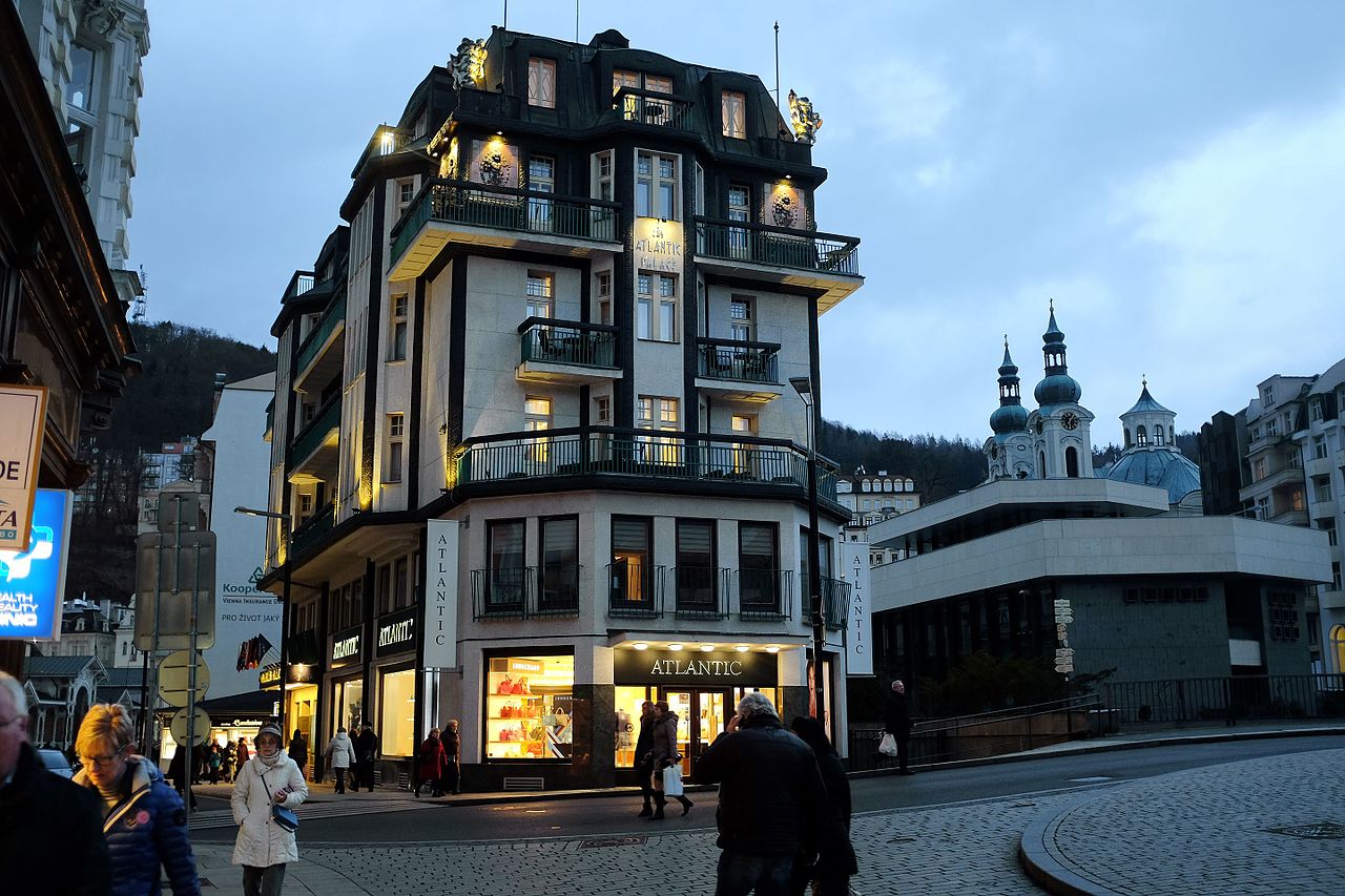 Stațiunea balneară Karlovy Vary11