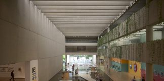 Standard Bank Art Gallery: Obiective turistice Africa de Sud – Johannesburg Standard Bank Art Gallery