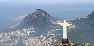 Statuia lui Hristos Mantuitorul din Rio de Janeiro