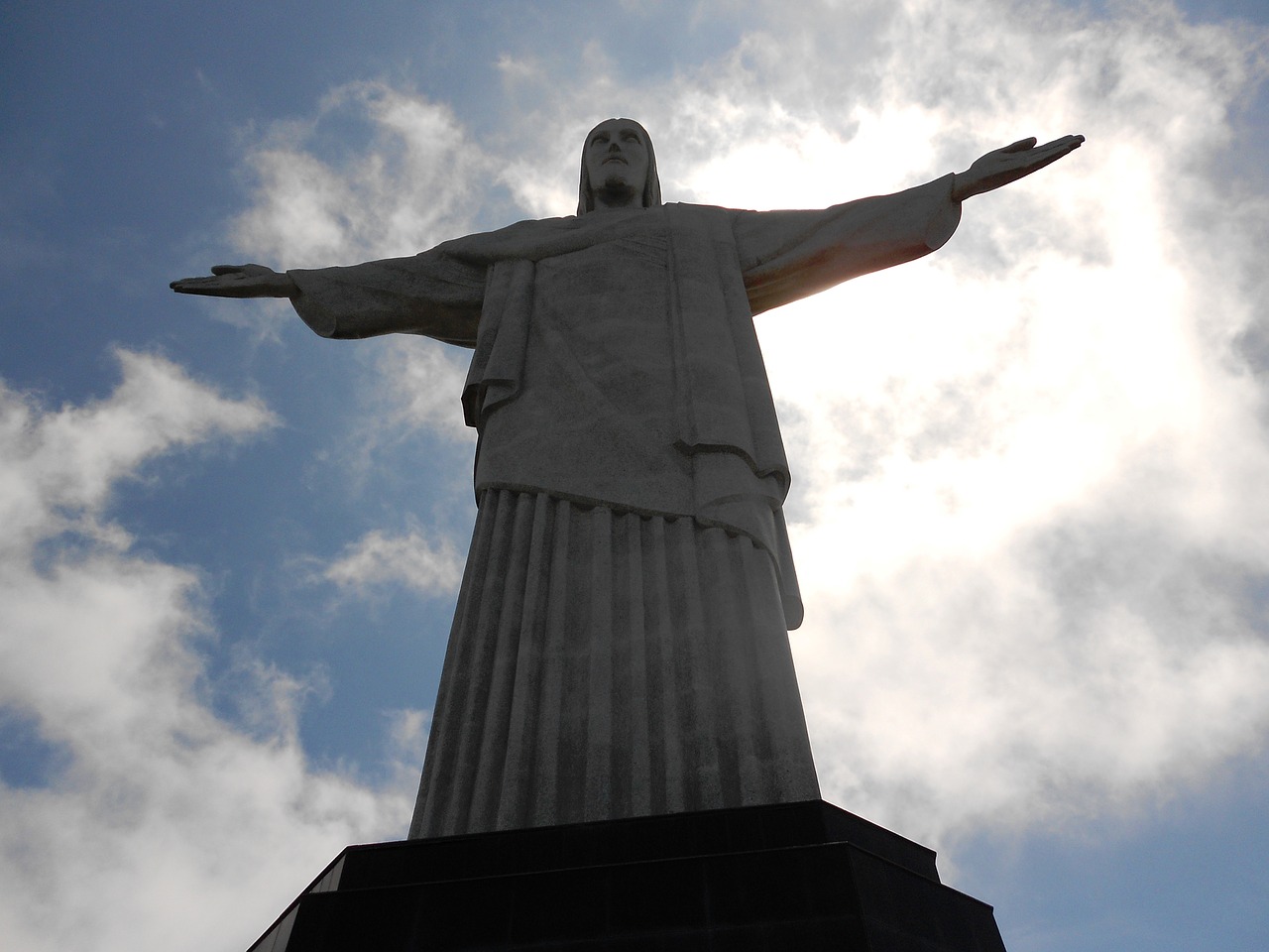 Statuia lui Hristos Mantuitorul din Rio de Janeiro1