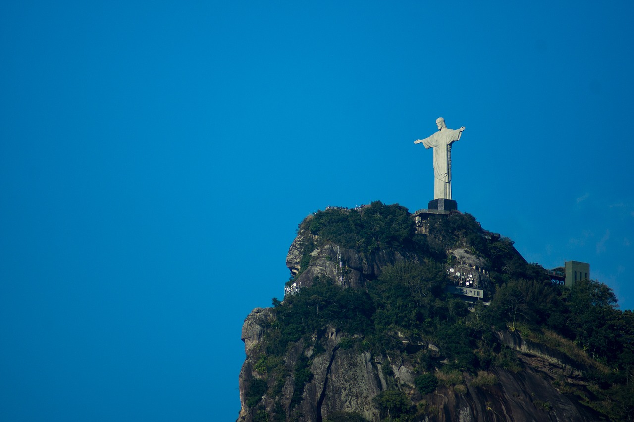 Statuia lui Hristos Mantuitorul din Rio de Janeiro11