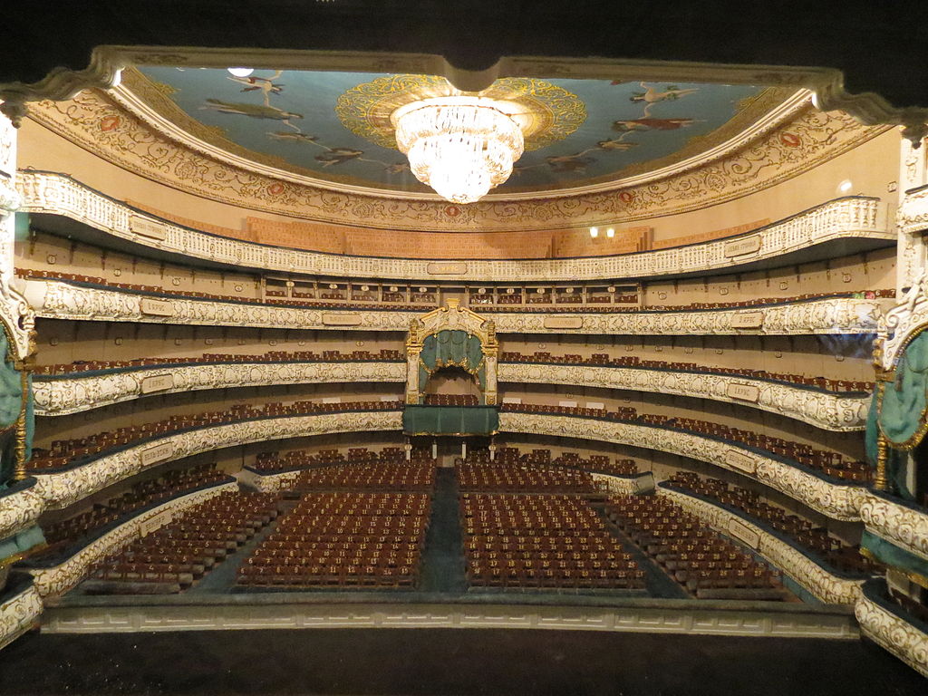 Teatrul Marinski111