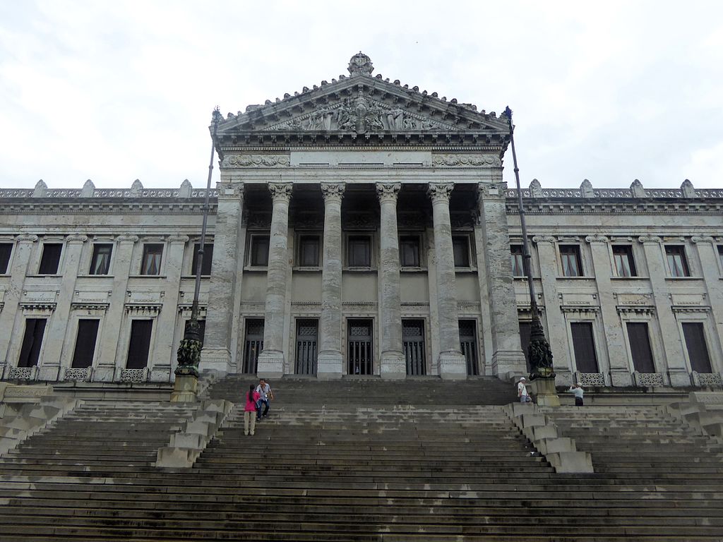 Vechea Casa a Guvernului din Montevideo11