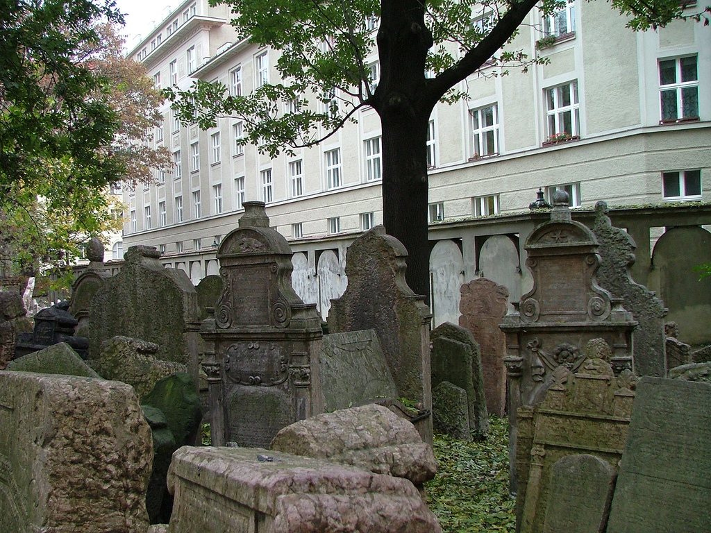 Vechiul cimitir evreiesc din Praga11