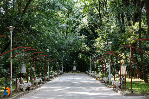 aansamblul-de-arhitectura-balneara-din-buzias-judetul-timis.jpg
