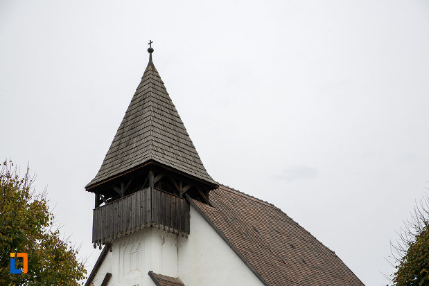 acoperisul-de-la-biserica-lutherana-din-sec-xiii-din-copsa-mica-judetul-sibiu.jpg