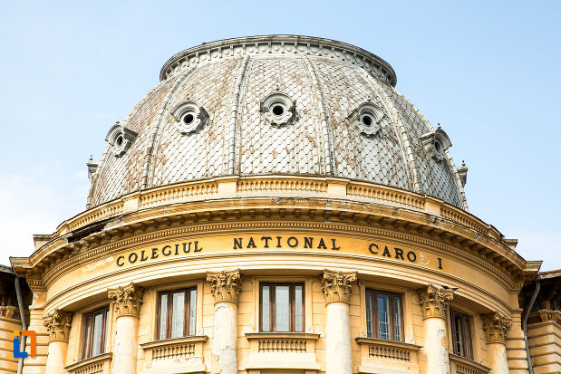 acoperisul-de-la-colegiul-national-carol-i-din-craiova-judetul-dolj.jpg