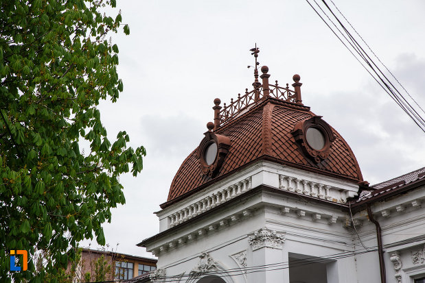 acoperisul-de-la-primaria-din-ramnicu-valcea-corpul-de-control-primar-judetul-valcea.jpg