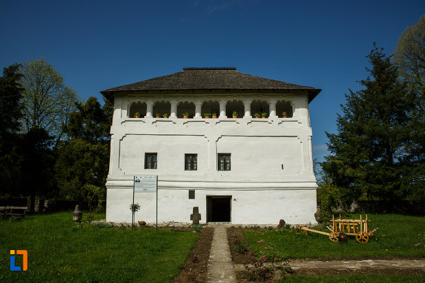 ansamblul-culei-duca-din-maldarasti-judetul-valcea.jpg