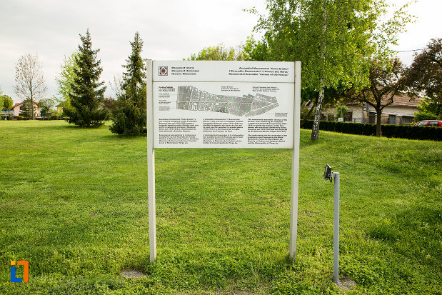 ansamblul-monumental-calea-eroilor-din-targu-jiu-judetul-gorj.jpg