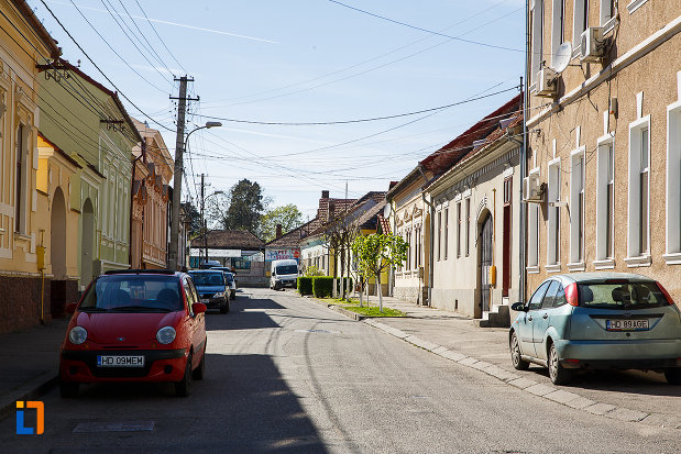ansamblul-urban-str-george-cosbuc-din-orastie-judetul-hunedoara-monument-istoric.jpg