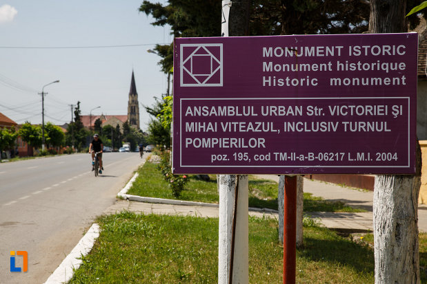ansamblul-urban-str-victoriei-si-mihai-viteazul-din-deta-judetul-timis-monument-istoric.jpg