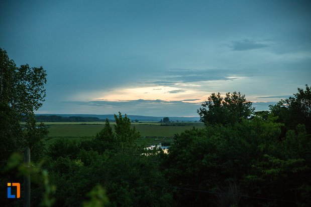 asezarea-romana-sucidava-din-corabia-judetul-olt-la-apus-de-soare.jpg
