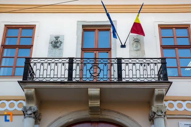 balcon-de-pe-palatul-tordalagi-korda-din-cluj-napoca-judetul-cluj.jpg