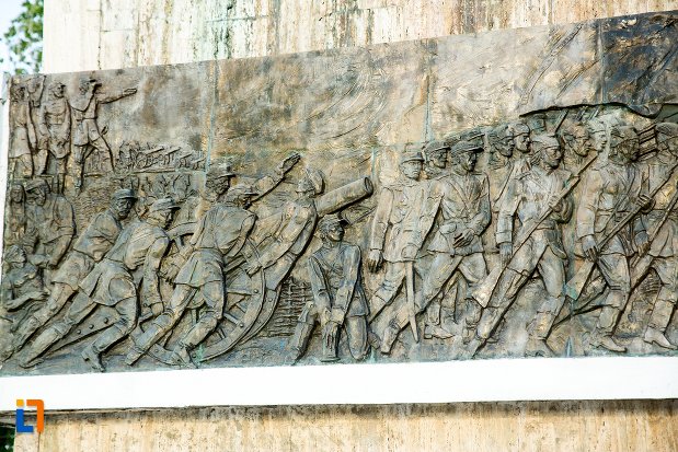 basorelief-de-la-monumentul-independentei-de-langa-corabia-judetul-olt.jpg