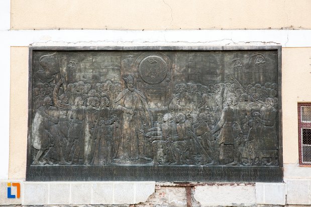 basorelief-de-la-palatul-principilor-transilvaniei-din-alba-iulia-judetul-alba.jpg