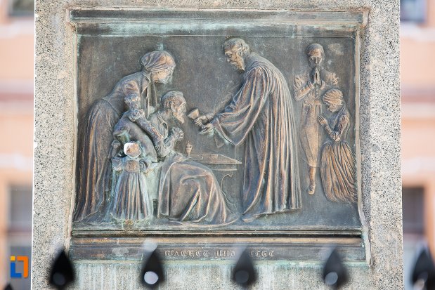 basorelief-de-la-statuia-lui-johannes-honterus-din-brasov-judetul-brasov.jpg