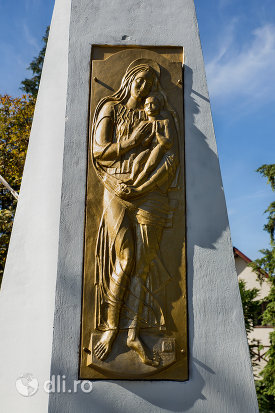 basorelief-de-pe-memorialul-din-baia-sprie-judetul-maramures.jpg
