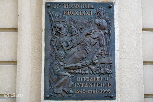 basorelief-de-pe-muzeul-militar-din-oradea-judetul-bihor.jpg