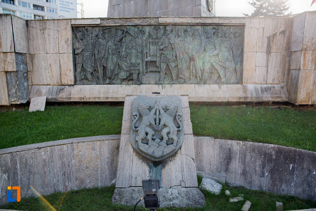 basorelief-de-pe-statuia-ecvestra-a-lui-mihai-viteazul-din-cluj-napoca-judetul-cluj.jpg