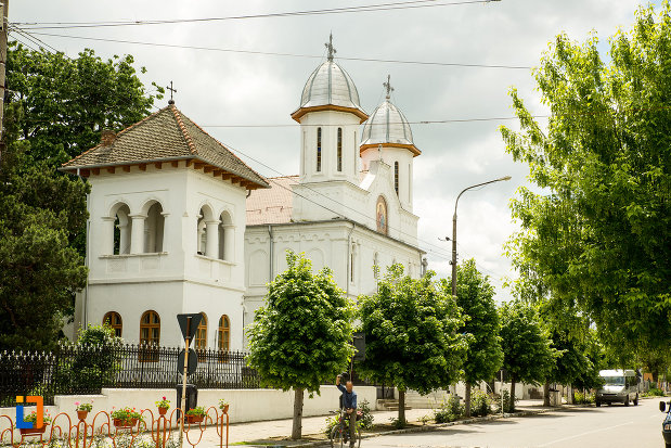 biserica-adormirea-maicii-domnului-din-calafat-judetul-dolj.jpg