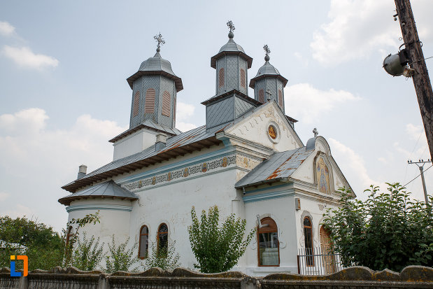 biserica-cuvioasa-paraschiva-1836-din-rosiorii-de-vede-judetul-teleorman.jpg