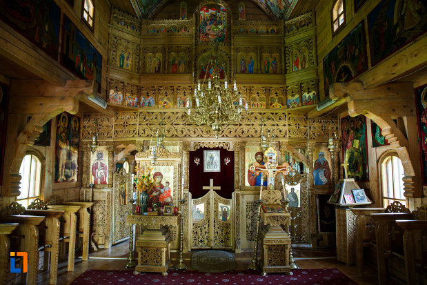 biserica-muzeu-sf-ilie-biserica-noua-din-dragasani-interior-de-biserica.jpg