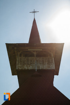 biserica-muzeu-sf-ilie-biserica-noua-din-dragasani-turnul-de-la-biserica-din-lemn.jpg
