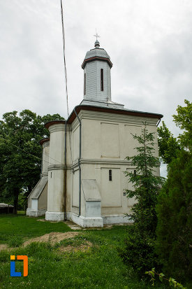 biserica-nasterea-maicii-domnului-din-odobesti-judetul-vrancea-vazuta-din-spate.jpg