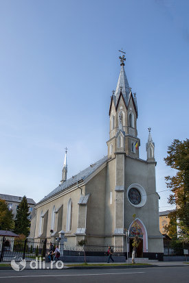 biserica-ortodoxa-adormirea-maicii-domului-din-sighetu-marmatiei-judetul-maramures.jpg