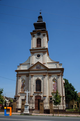 biserica-ortodoxa-nasterea-maicii-domnului-din-sannicolau-mare-judetul-timis.jpg