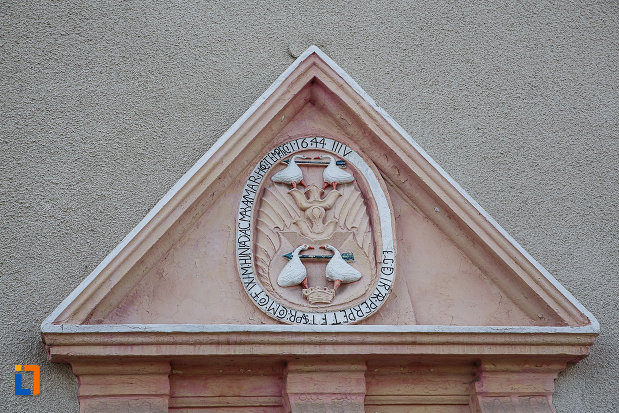 biserica-reformata-din-hunedoara-judetul-hunedoara-detaliu-de-arhitectura.jpg