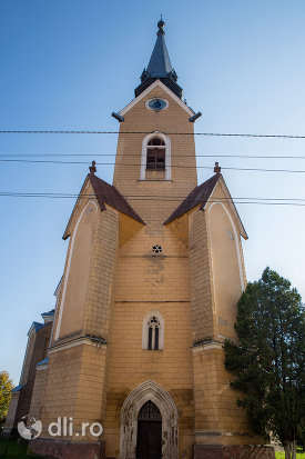biserica-reformata-din-sighetu-marmatiei-judetul-maramures-2.jpg