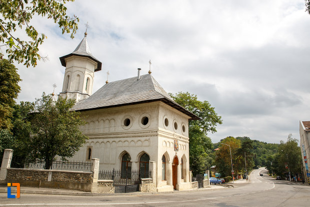 biserica-sf-ioan-botezatorul-din-siret-judetul-suceava-vazuta-din-lateral.jpg