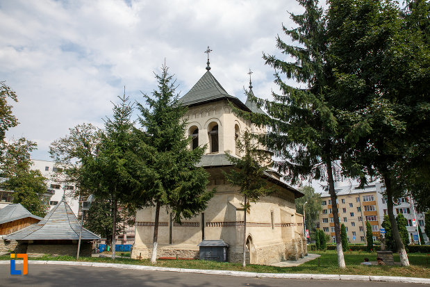biserica-sf-nicolae-prajescu-1611-din-suceava-judetul-suceava-vazuta-din-fata.jpg