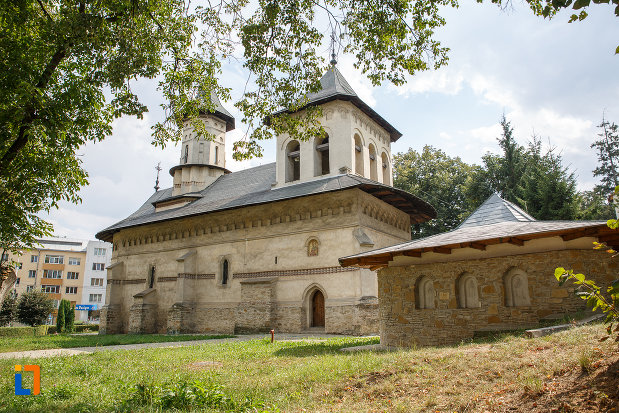 biserica-sf-nicolae-prajescu-1611-din-suceava-judetul-suceava.jpg